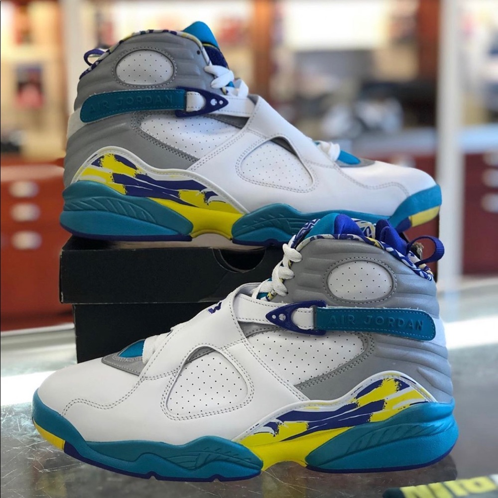 Air Jordan 8 Retro